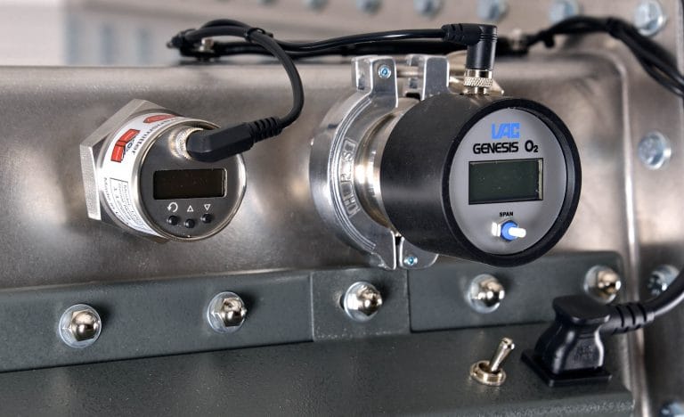 Genesis O2 and H2O analyzers